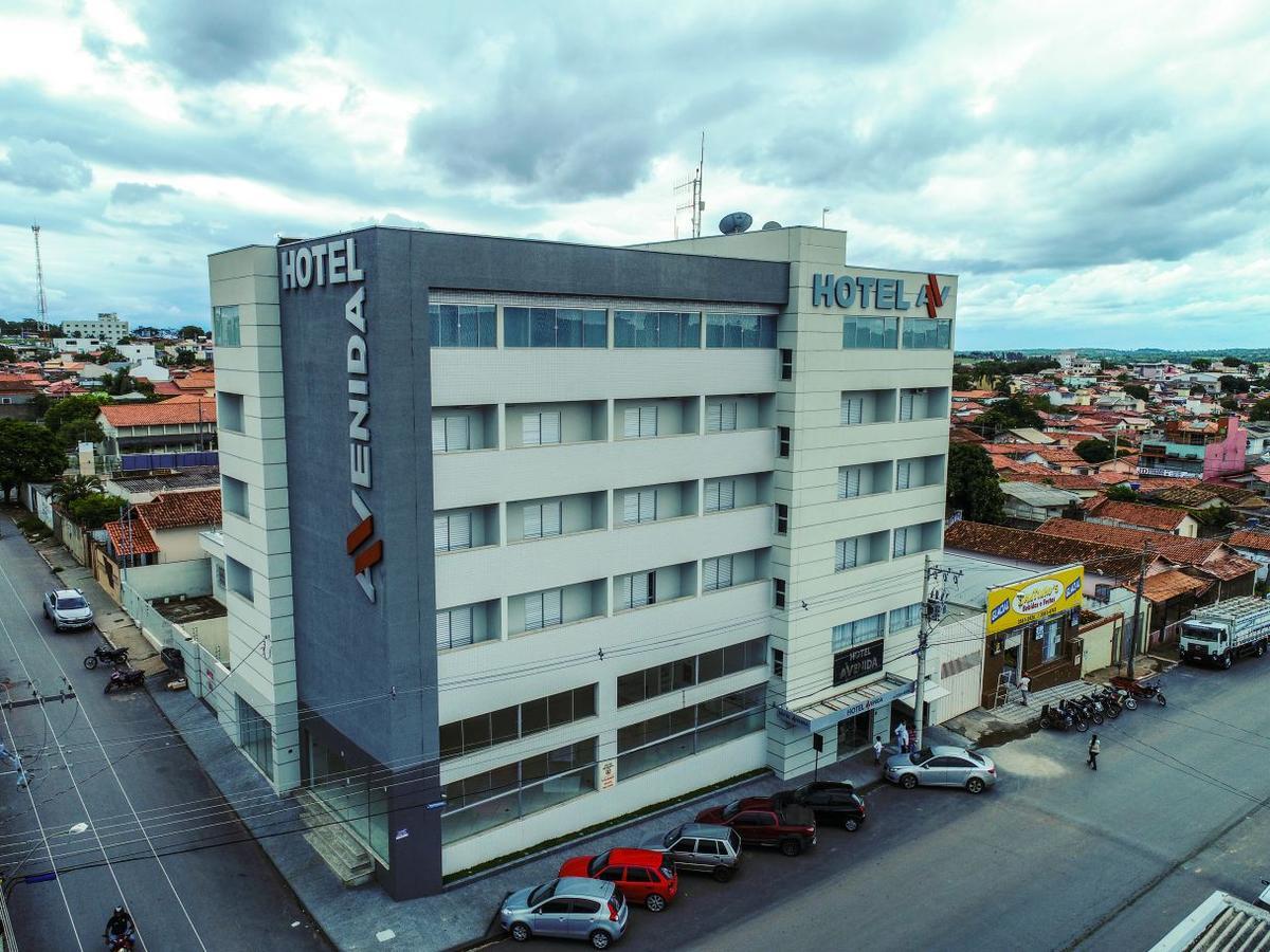 Hotel Avenida Joao Pinheiro ภายนอก รูปภาพ
